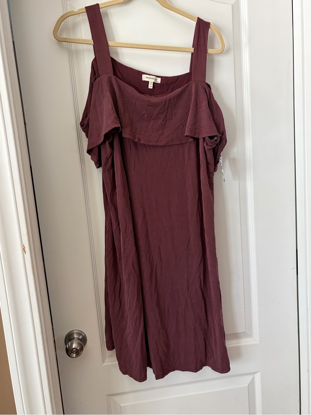 Monteau Off-Shoulder Midi Dress in Wine